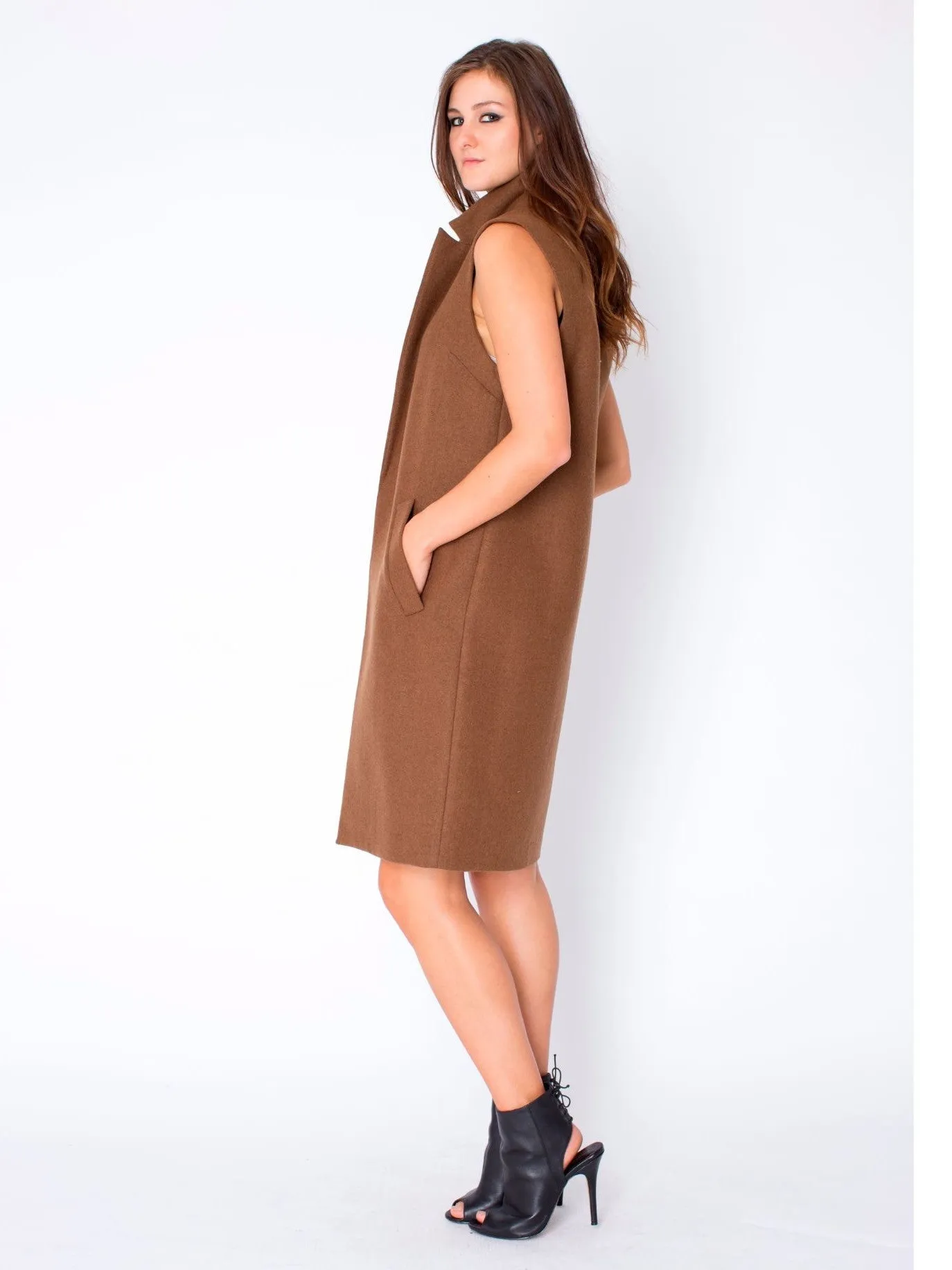 Mila Camel Mammoth